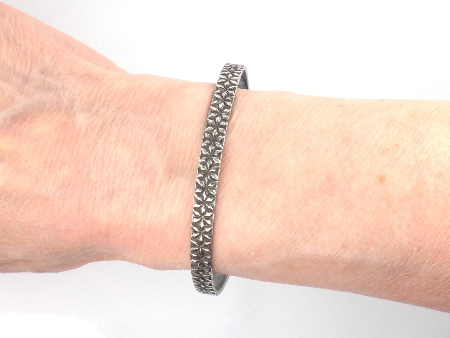 Vintage Sterling Silver Floral Bangle Bracelet: Slip On Style