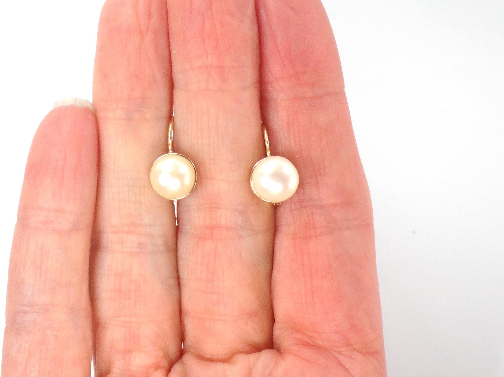 Vintage 14k Gold Pearl Earrings with Lever Backs, Bridal Earrings