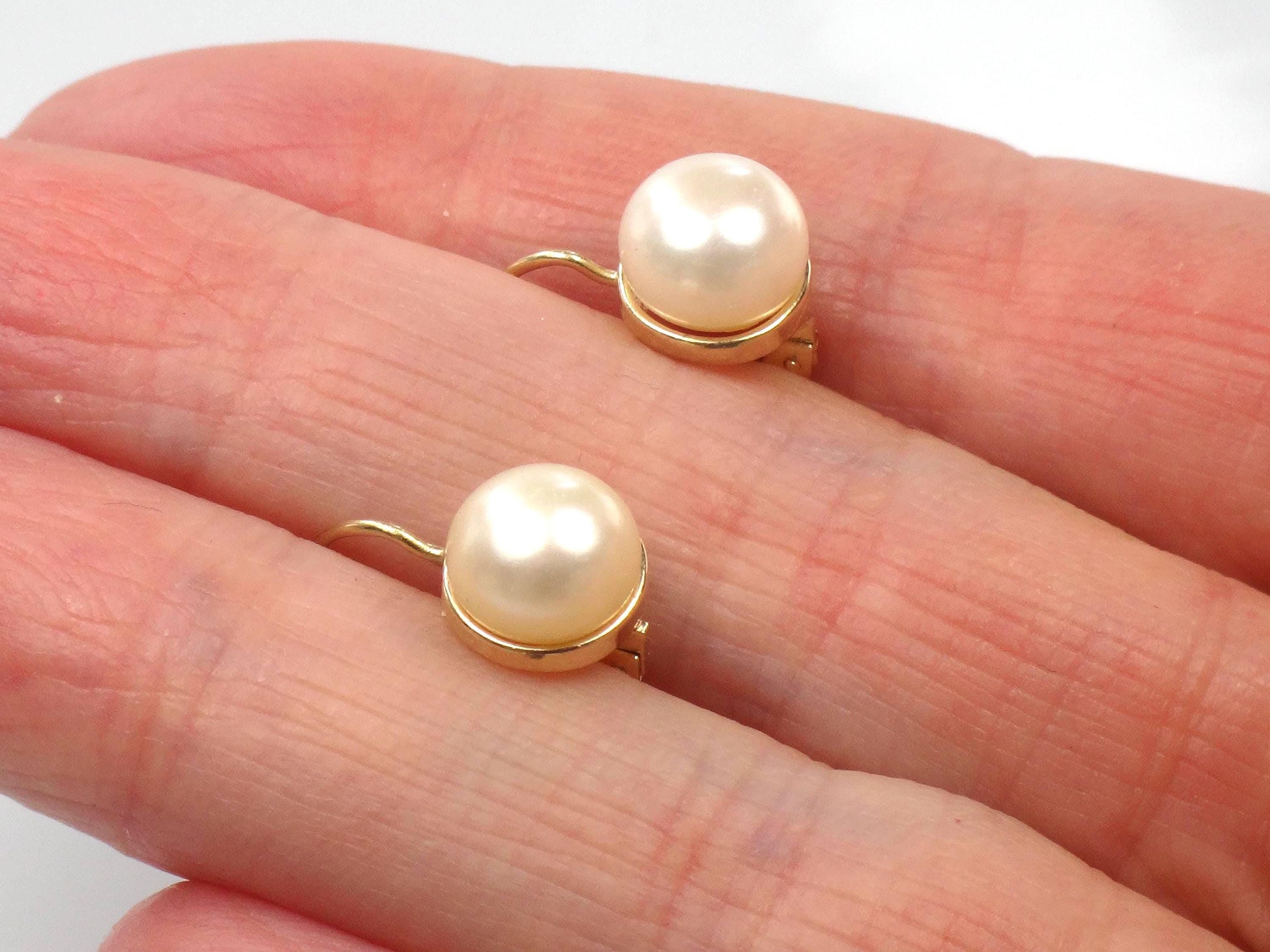 Vintage 14k Gold Pearl Earrings with Lever Backs, Bridal Earrings