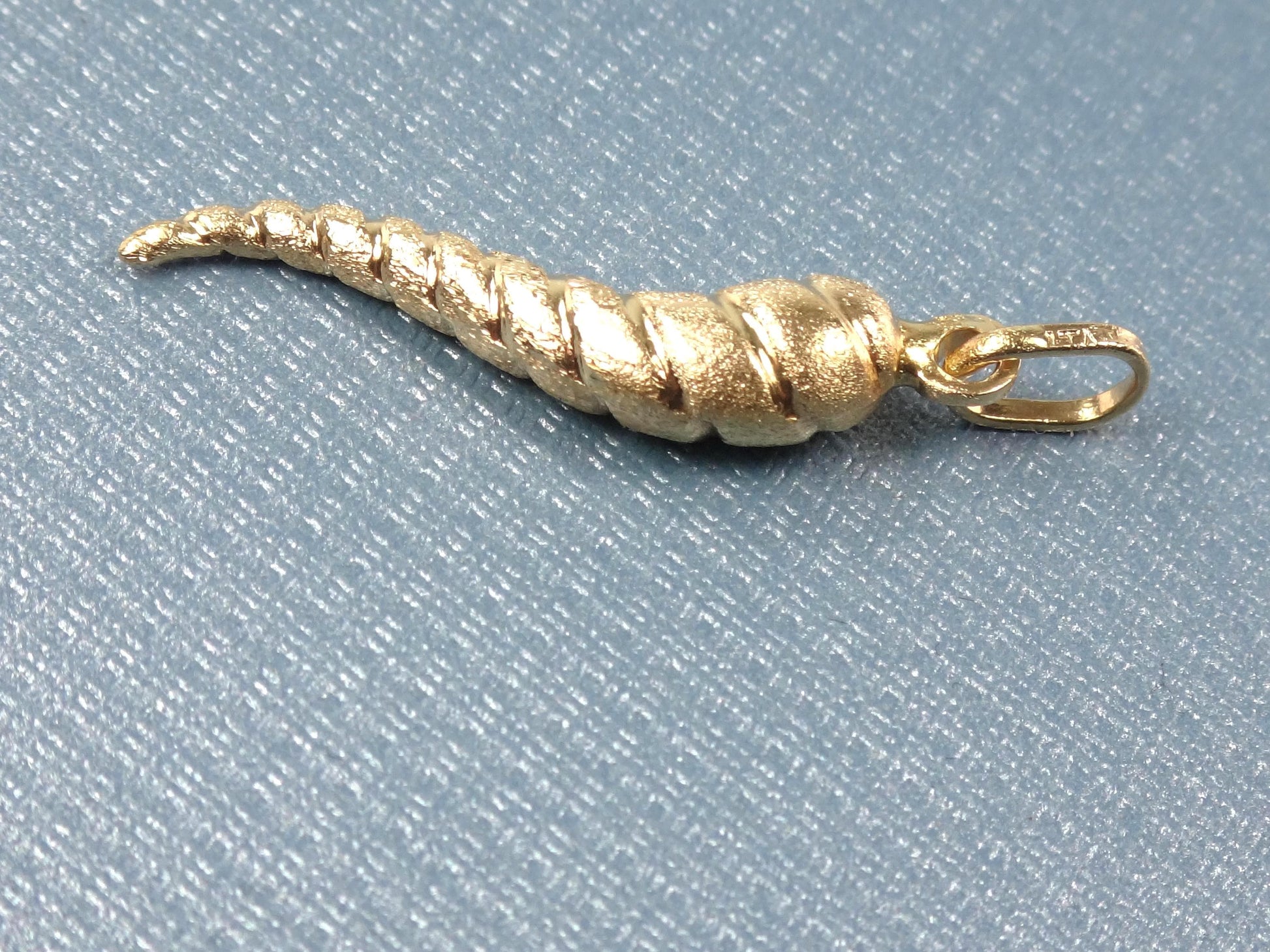 Vintage 14k Gold Ribbed Italian Horn Charm Pendant for Good Luck