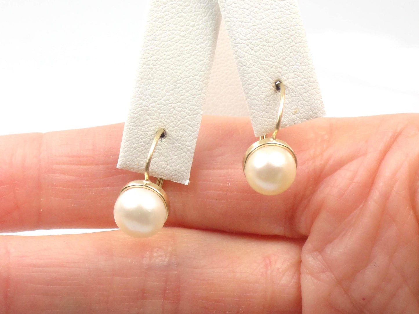 Vintage 14k Gold Pearl Earrings with Lever Backs, Bridal Earrings