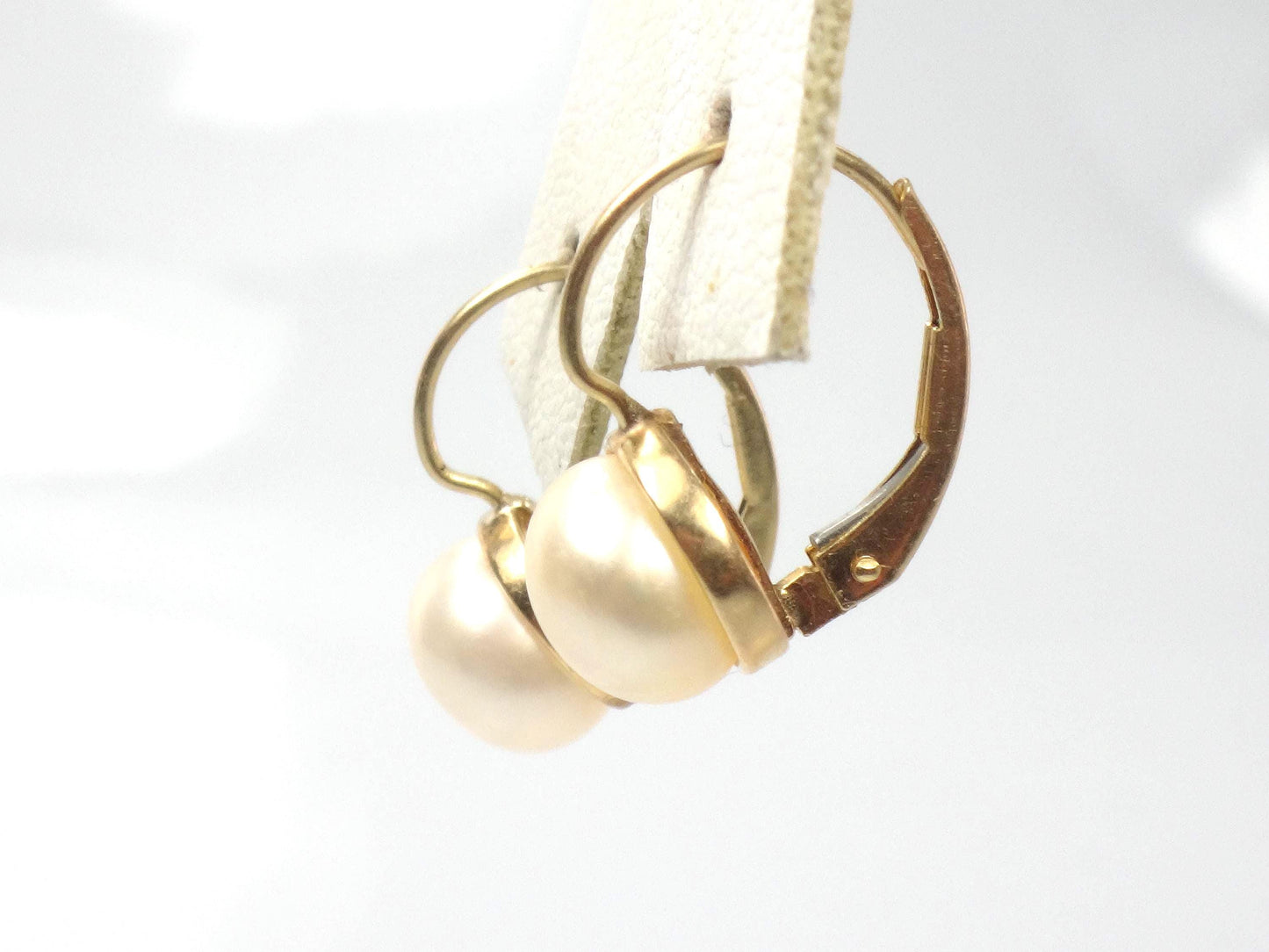 Vintage 14k Gold Pearl Earrings with Lever Backs, Bridal Earrings