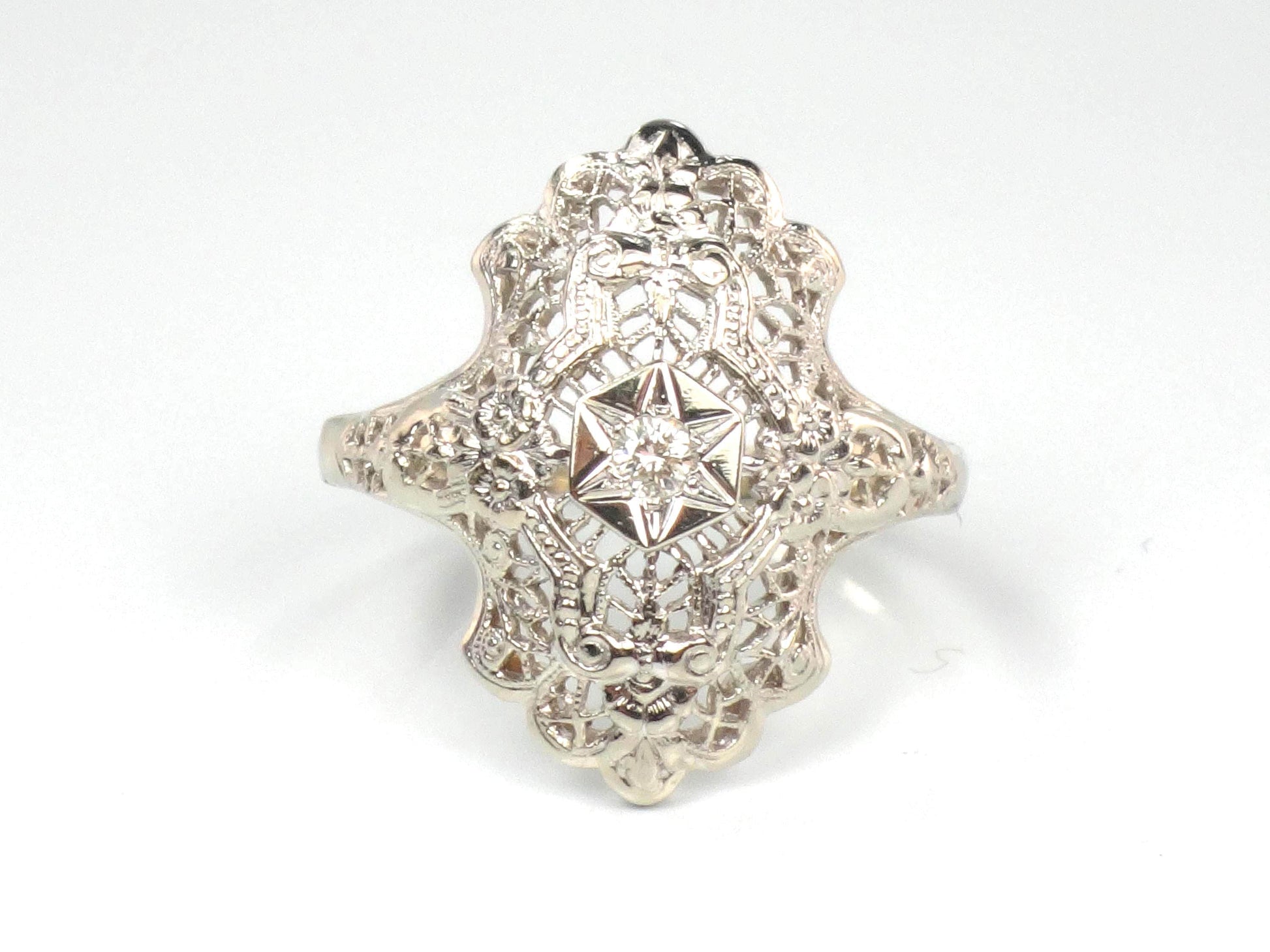 Vintage 14k White Gold Diamond Filigree Ring: Art Deco Style Star Design, Size 7.25