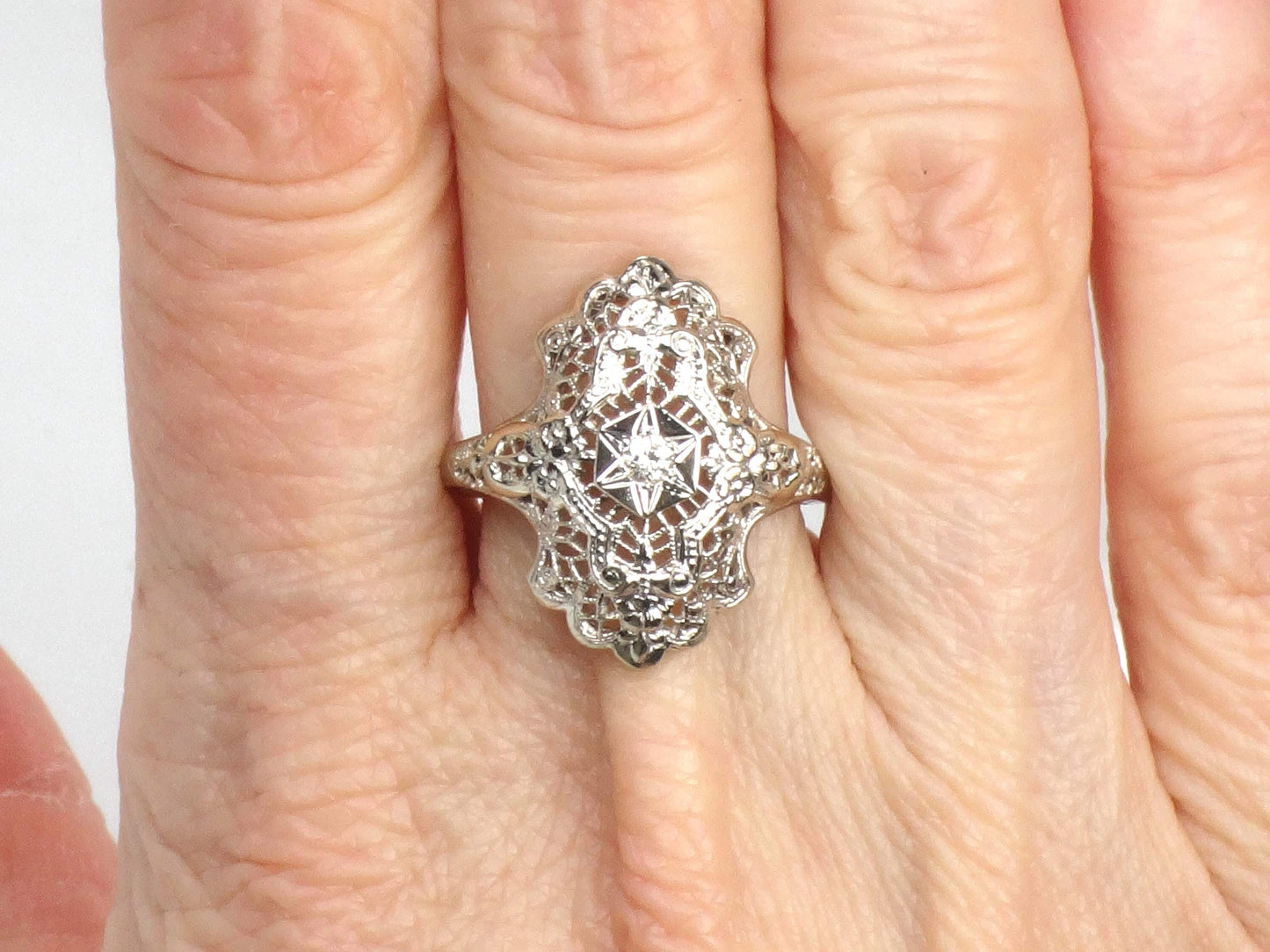 Vintage 14k White Gold Diamond Filigree Ring: Art Deco Style Star Design, Size 7.25