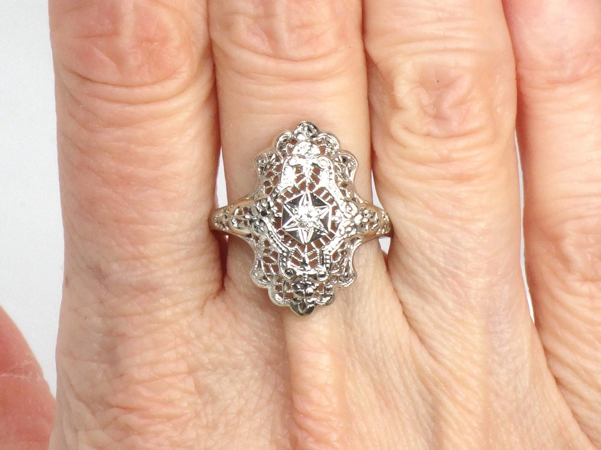 Vintage 14k White Gold Diamond Filigree Ring: Art Deco Style Star Design, Size 7.25