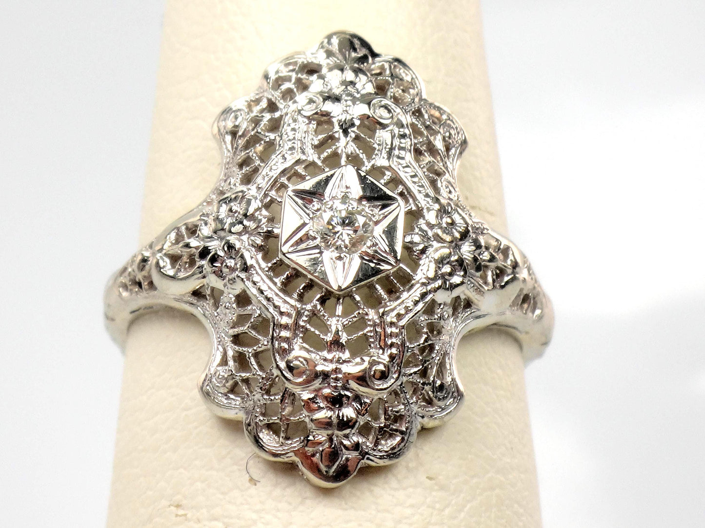 Vintage 14k White Gold Diamond Filigree Ring: Art Deco Style Star Design, Size 7.25
