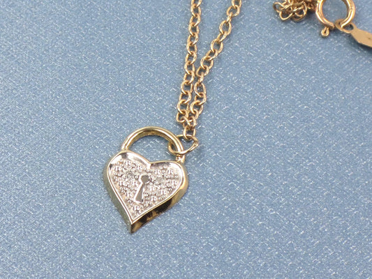 Vintage Dainty 14k Gold Diamond Heart Necklace 16"