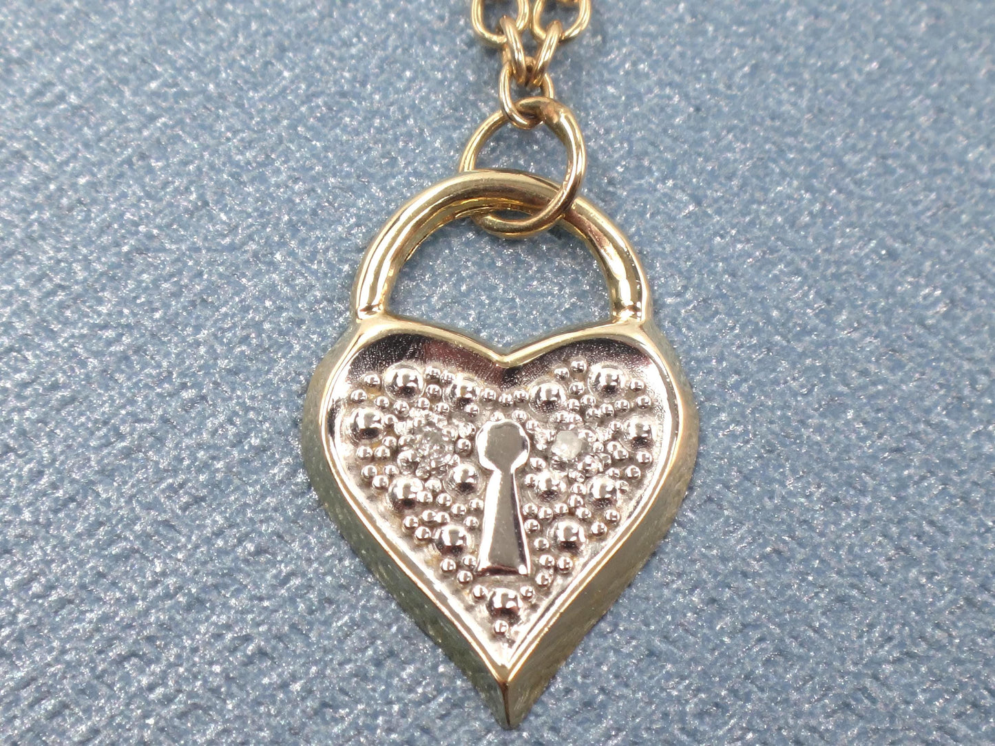 Vintage Dainty 14k Gold Diamond Heart Necklace 16"