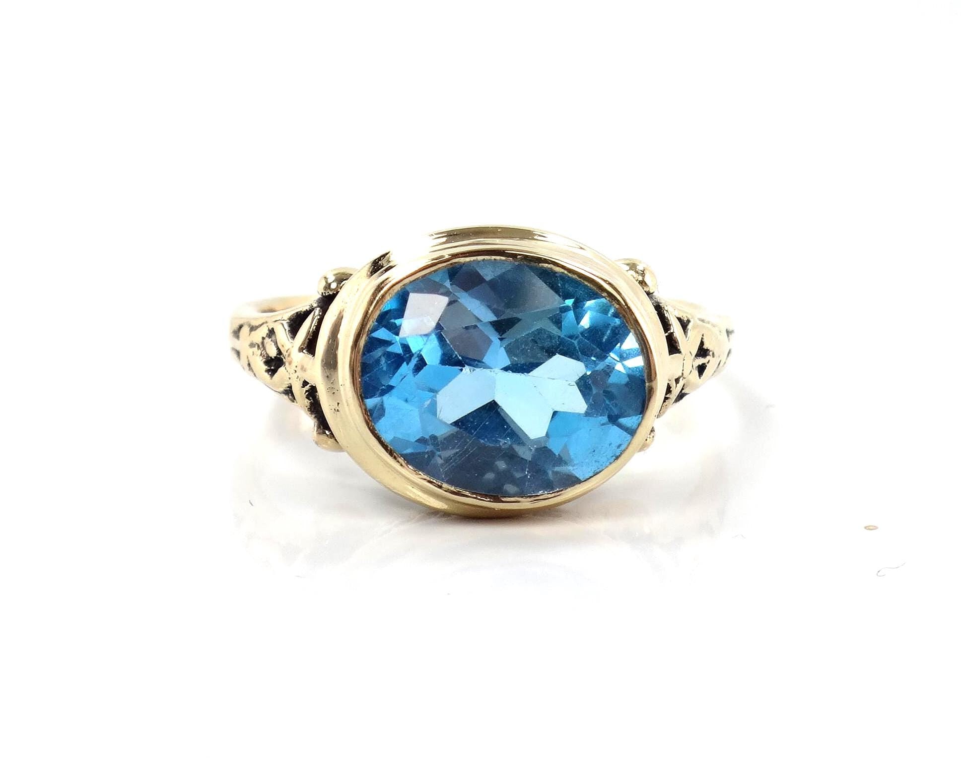 Vintage 14k Yellow Gold Sideways Blue Topaz Ring, Floral, Size 6.25-BelmarJewelers