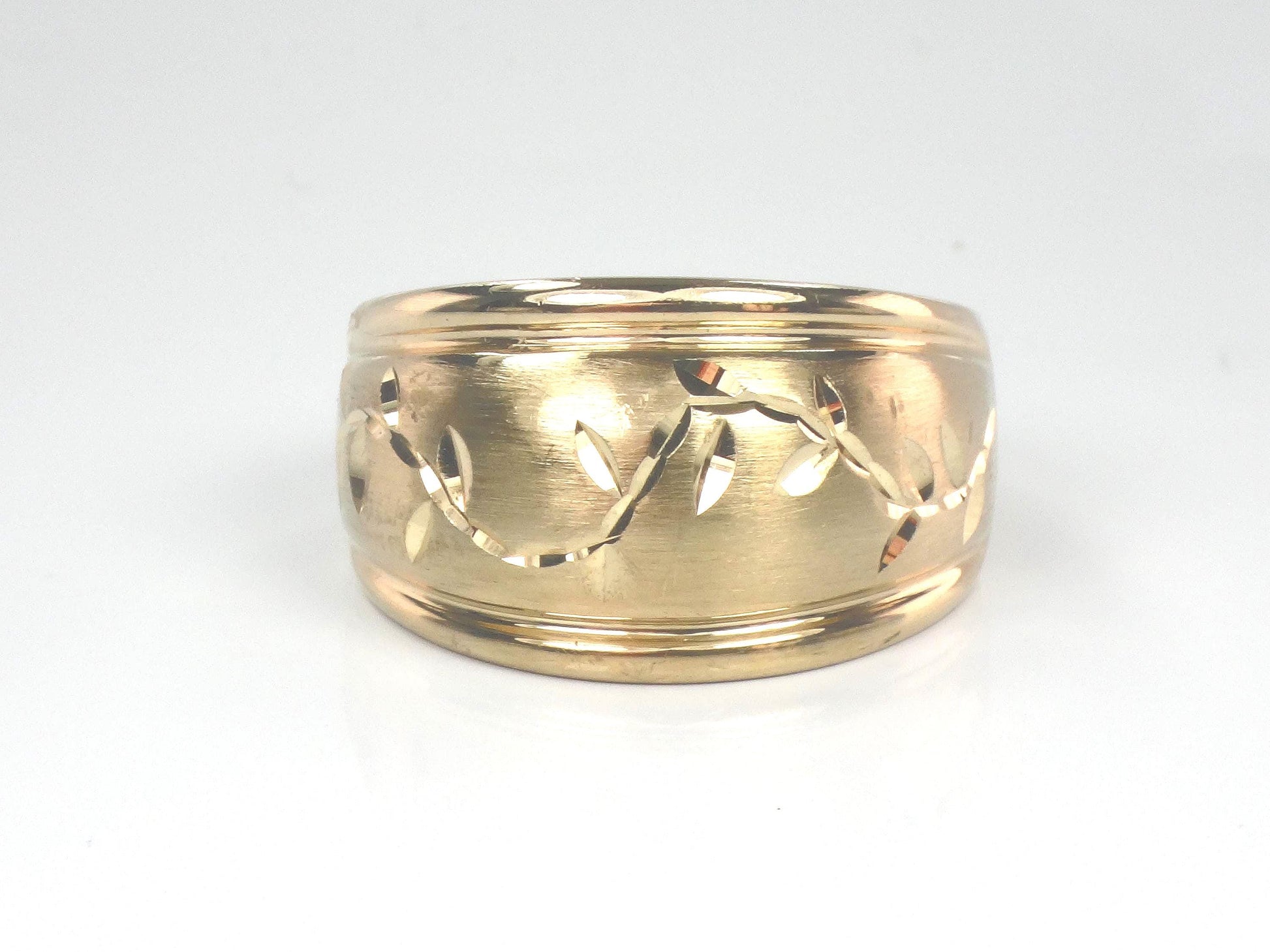 Vintage 10k Solid Gold Wide Michael Anthony Vine Ring Size 8.75