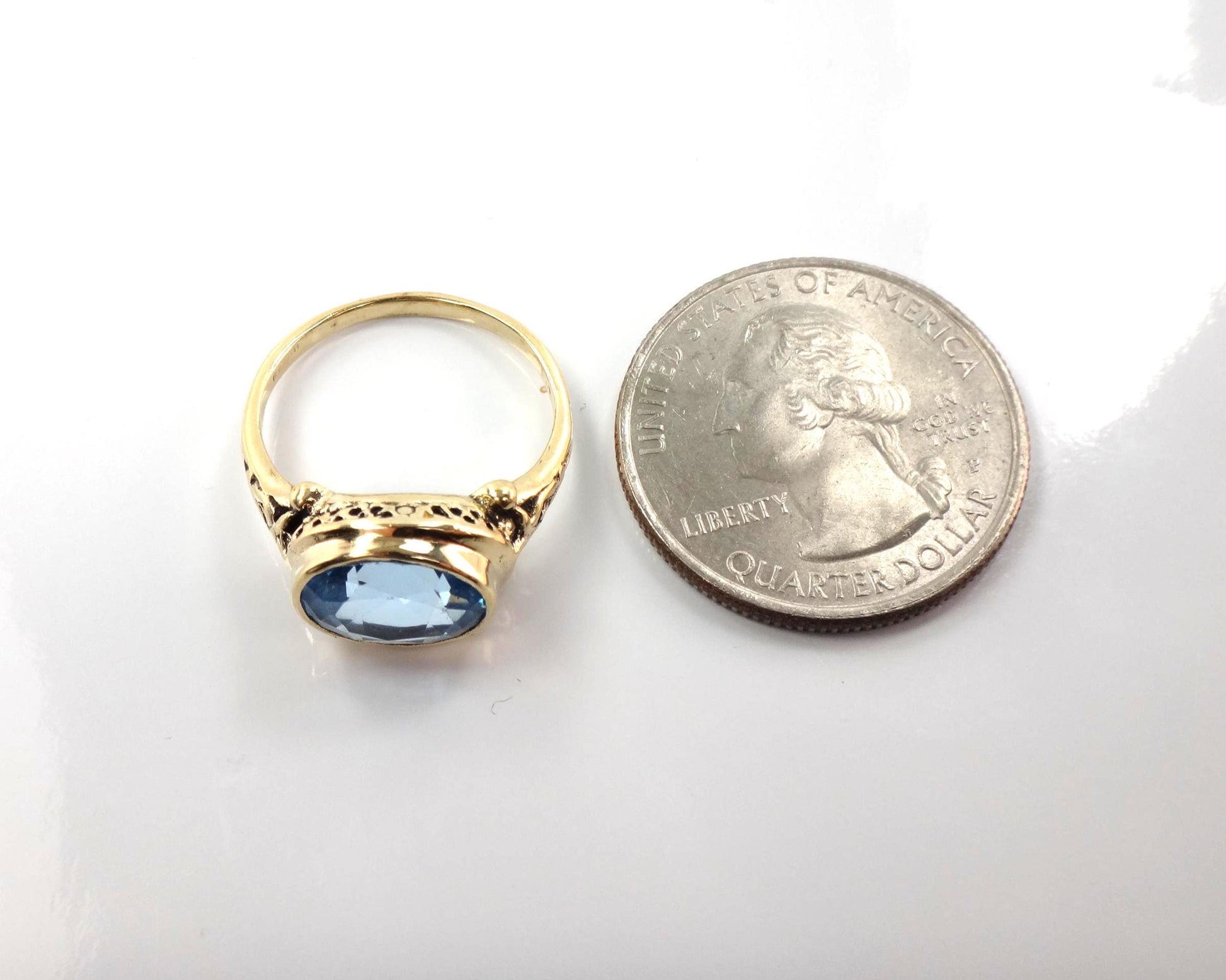 Vintage 14k Yellow Gold Sideways Blue Topaz Ring, Floral, Size 6.25-BelmarJewelers