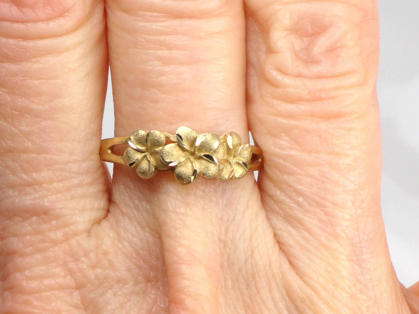 Vintage 14k Yellow Gold Plumeria Flower Ring: Size 7.25-BelmarJewelers