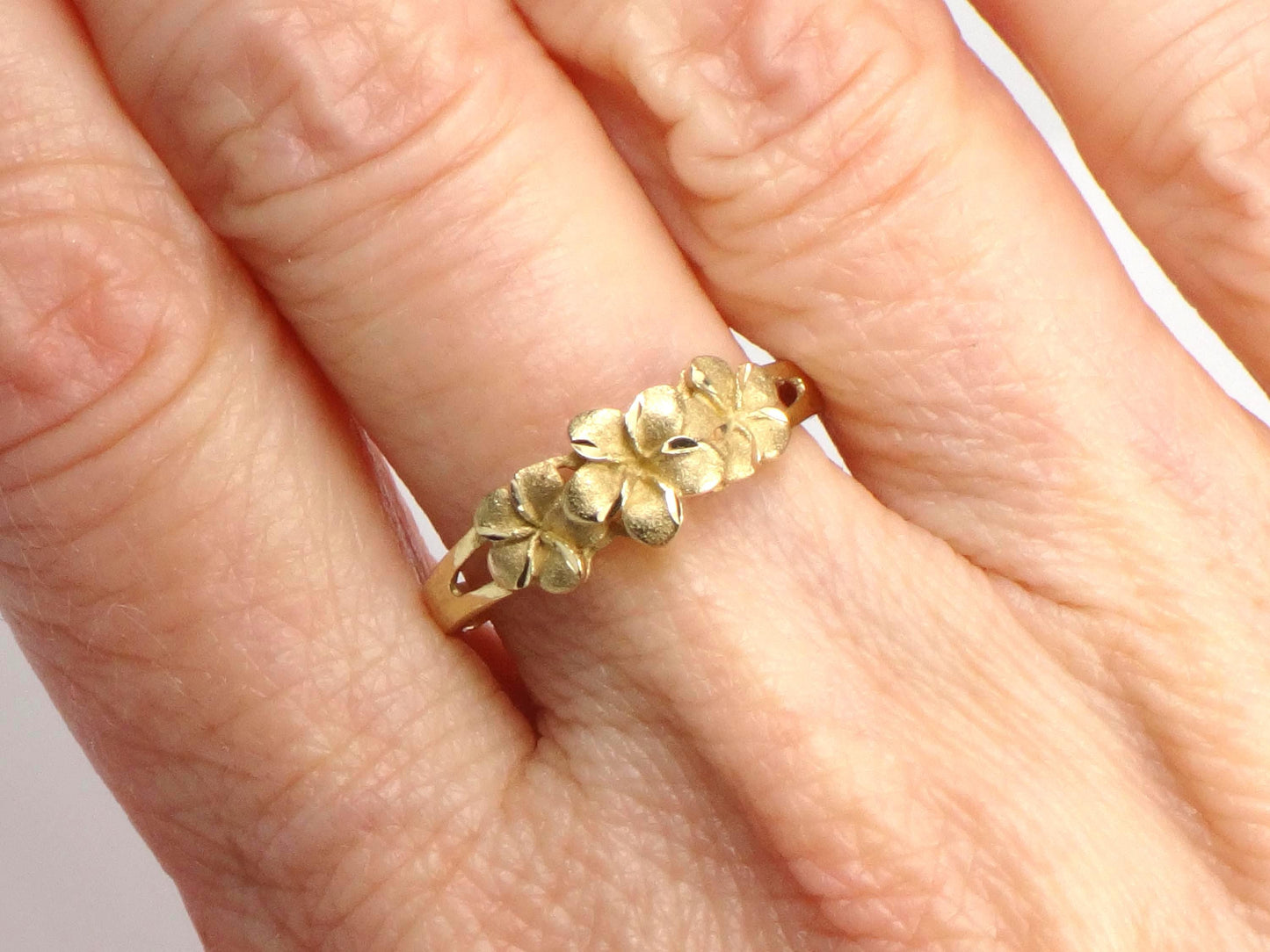Vintage 14k Yellow Gold Plumeria Flower Ring: Size 7.25-BelmarJewelers