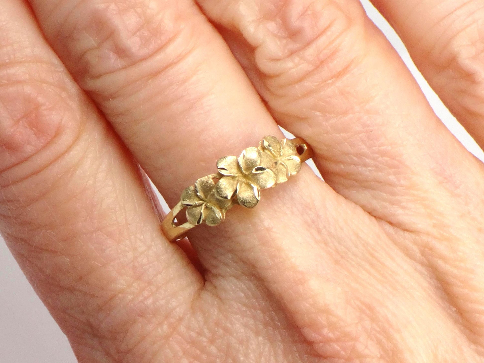 Vintage 14k Yellow Gold Plumeria Flower Ring: Size 7.25-BelmarJewelers