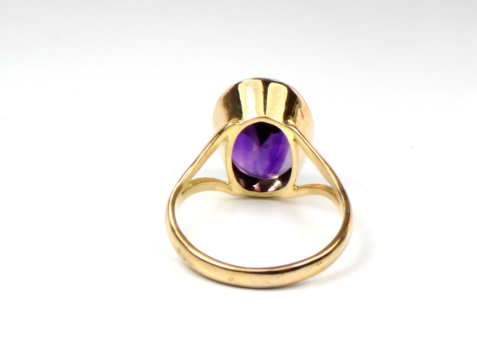 Vintage 19.2k Yellow Gold Bezel Set Amethyst Ring, Size 7-BelmarJewelers