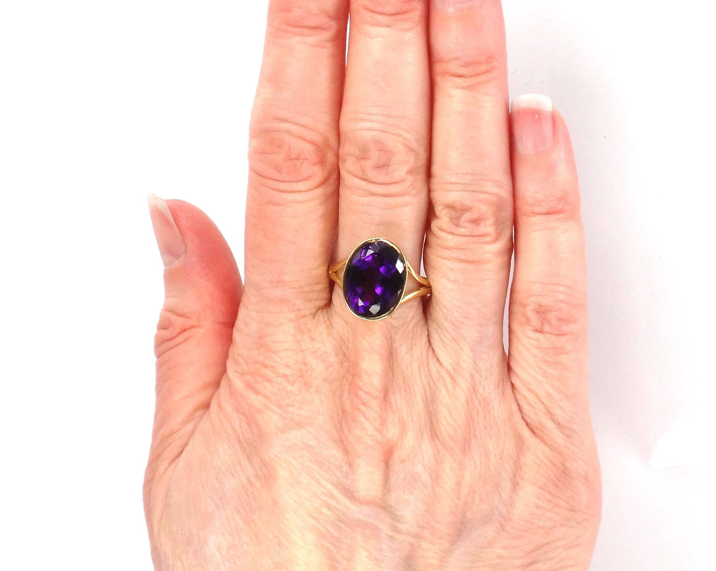 Vintage 19.2k Yellow Gold Bezel Set Amethyst Ring, Size 7-BelmarJewelers