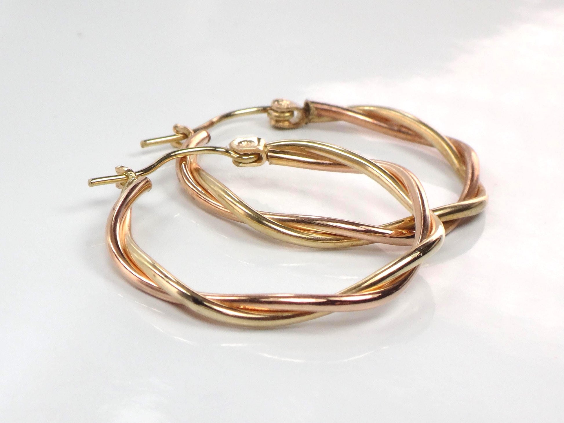Vintage 10k Gold Twisted Circle Hoop Earrings: 1"-BelmarJewelers