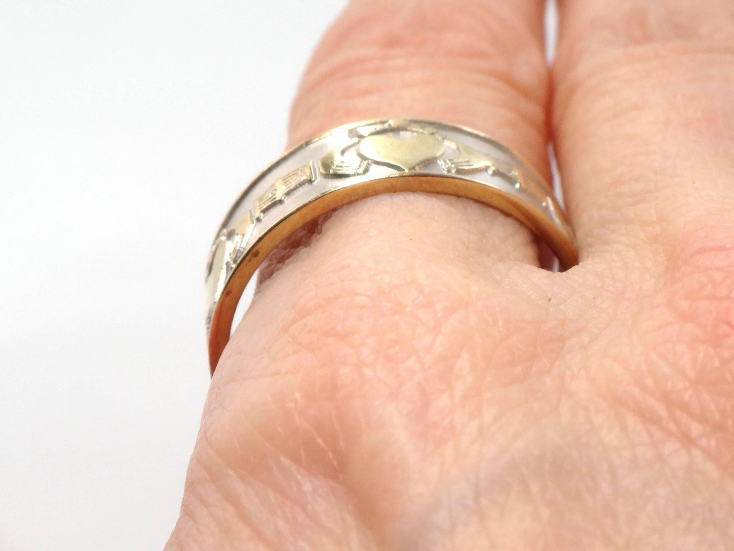 Vintage 14k Gold Claddagh Wedding Band: Made in Ireland, Irish Hallmarks, Size 10.75-BelmarJewelers