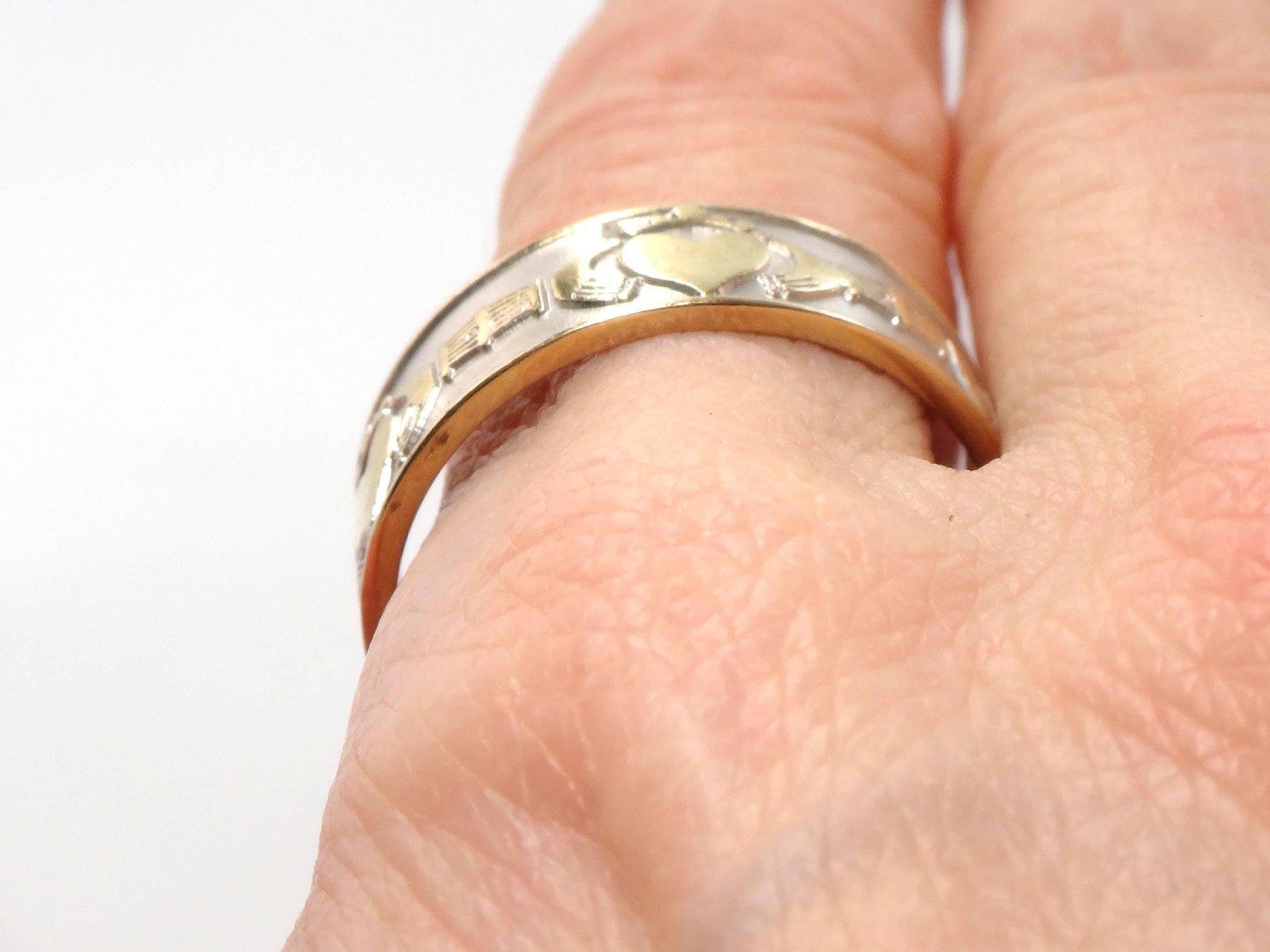 Vintage 14k Gold Claddagh Wedding Band: Made in Ireland, Irish Hallmarks, Size 10.75-BelmarJewelers