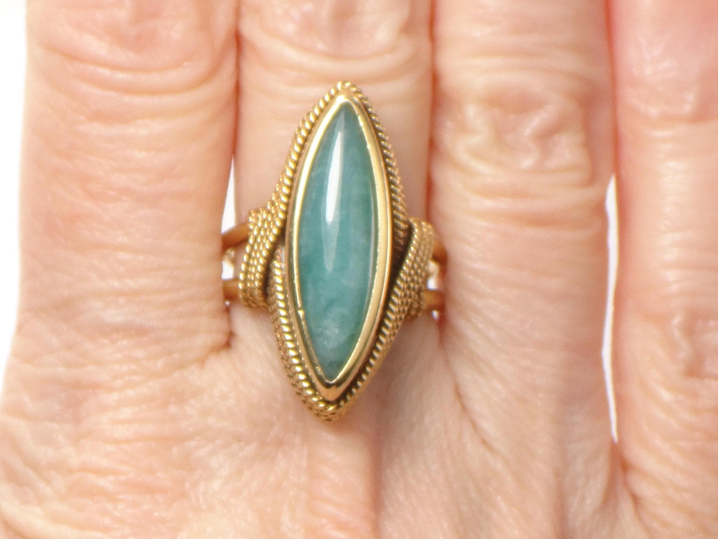 Vintage 18k Yellow Gold Marquise Green Jade Ring Size 6 1/4-BelmarJewelers