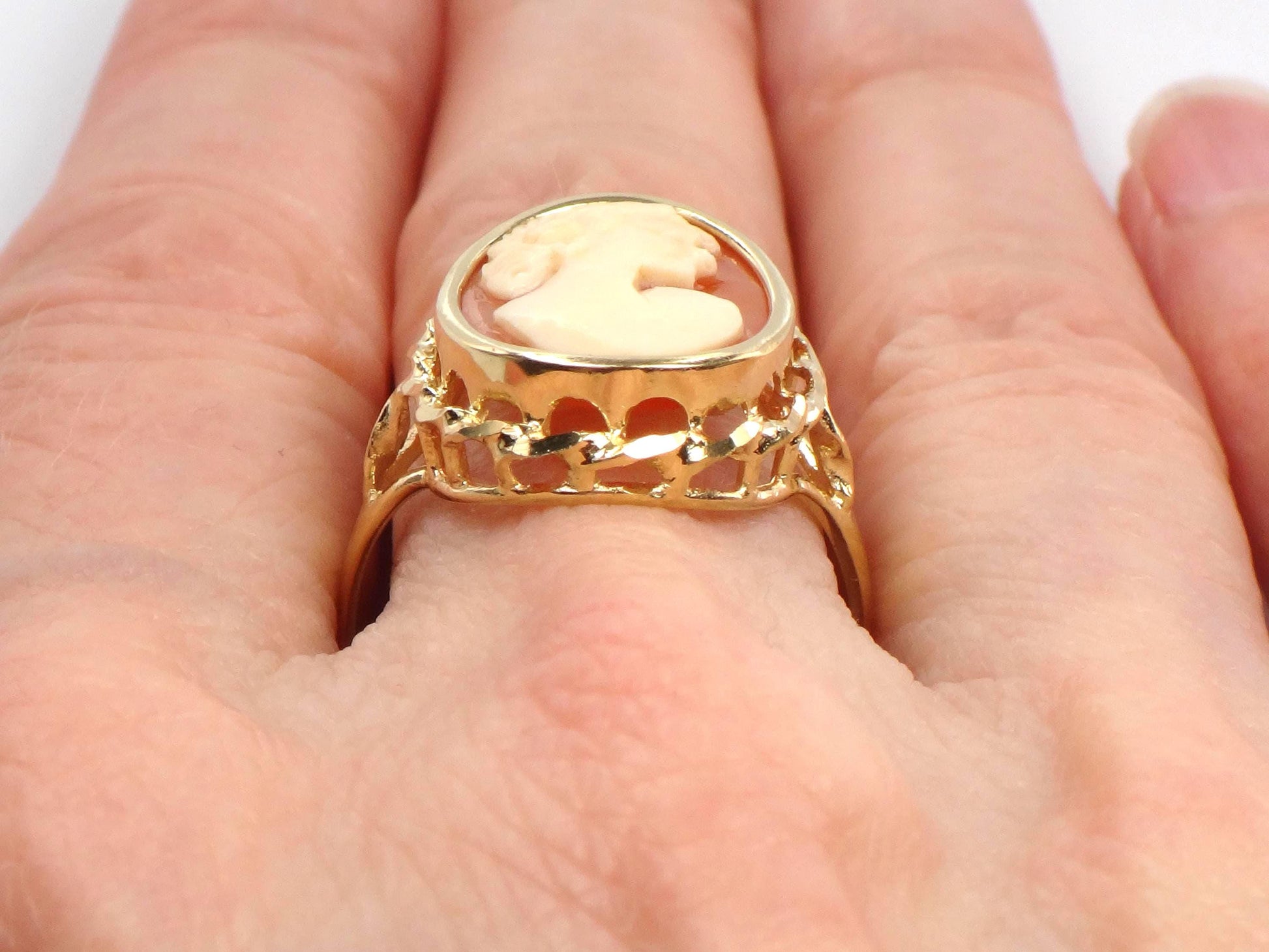 Vintage 14k Yellow Gold Cameo Ring, Size 8.25-BelmarJewelers