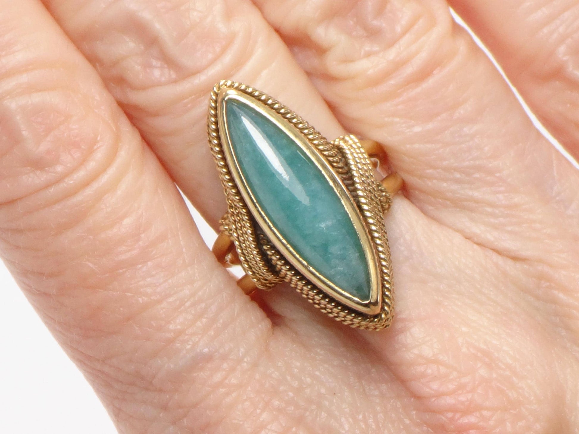 Vintage 18k Yellow Gold Marquise Green Jade Ring Size 6 1/4-BelmarJewelers