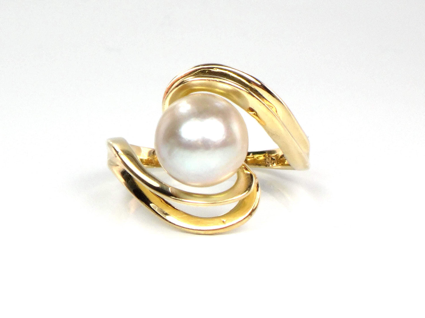 Vintage 14k Yellow Gold Light Gray Pearl Ring - 7.8 MM, Size 4.75-BelmarJewelers