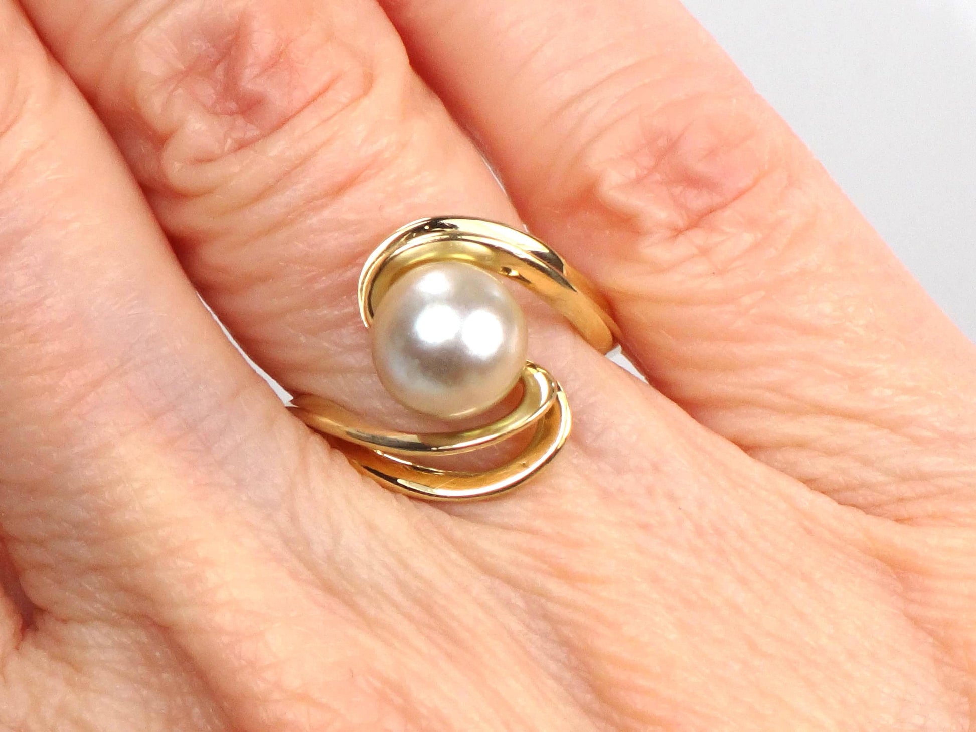 Vintage 14k Yellow Gold Light Gray Pearl Ring - 7.8 MM, Size 4.75-BelmarJewelers