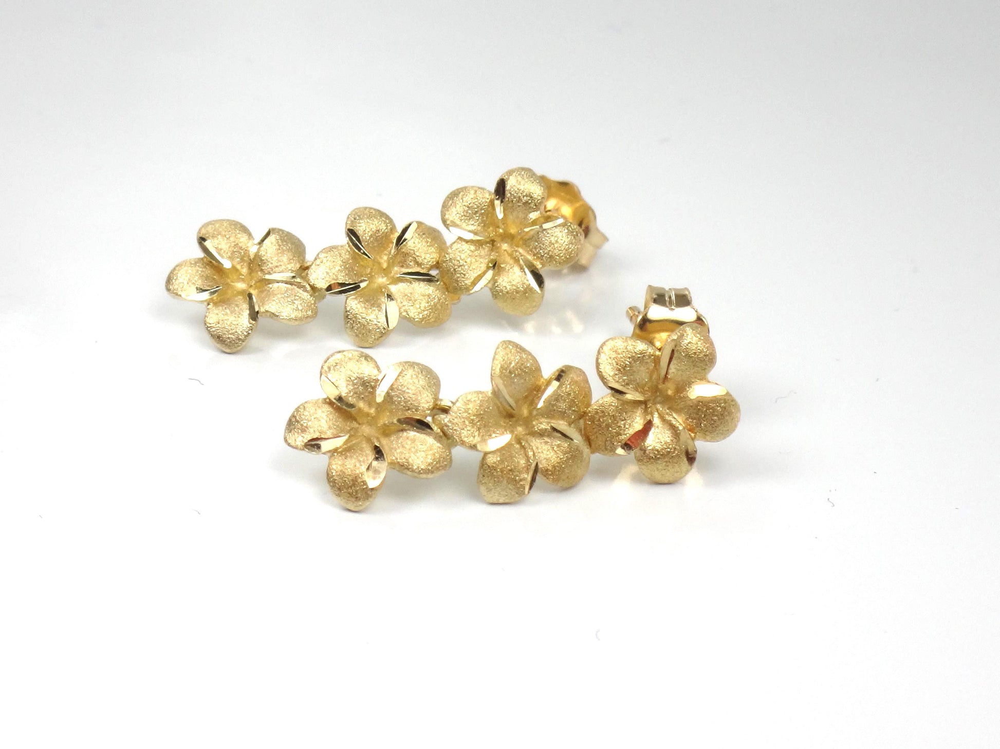 Vintage 14k Yellow Gold Plumeria Flower Dangle Earrings-BelmarJewelers