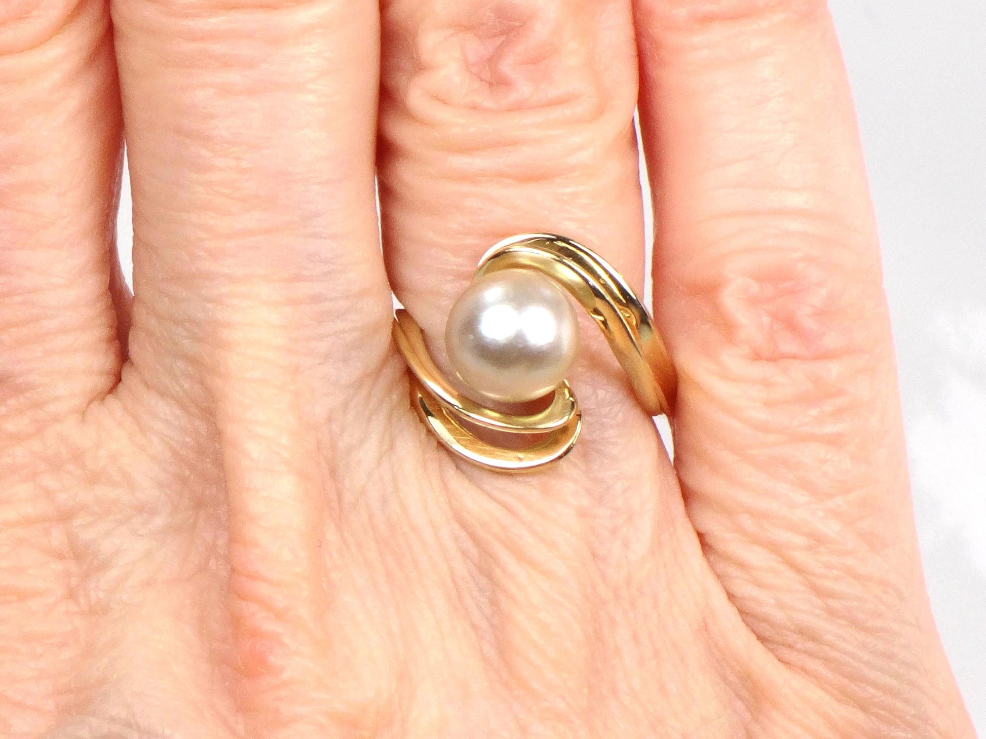 Vintage 14k Yellow Gold Light Gray Pearl Ring - 7.8 MM, Size 4.75-BelmarJewelers