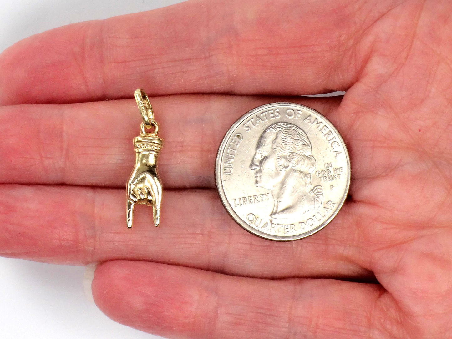 Vintage 14k Yellow Gold Italian Hand Charm, Good Luck Pendant-BelmarJewelers