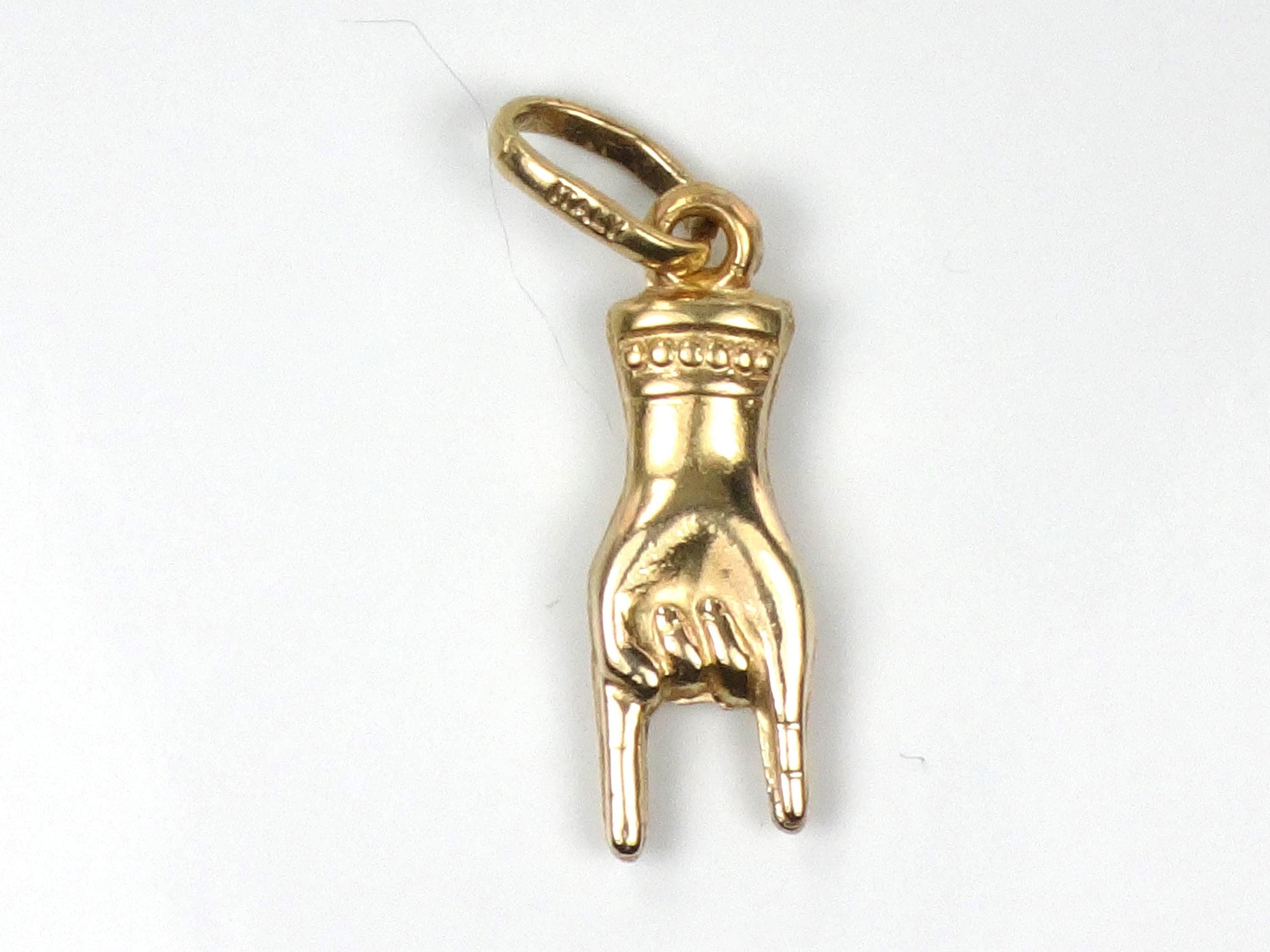 Vintage 14k Yellow Gold Italian Hand Charm, Good Luck Pendant-BelmarJewelers