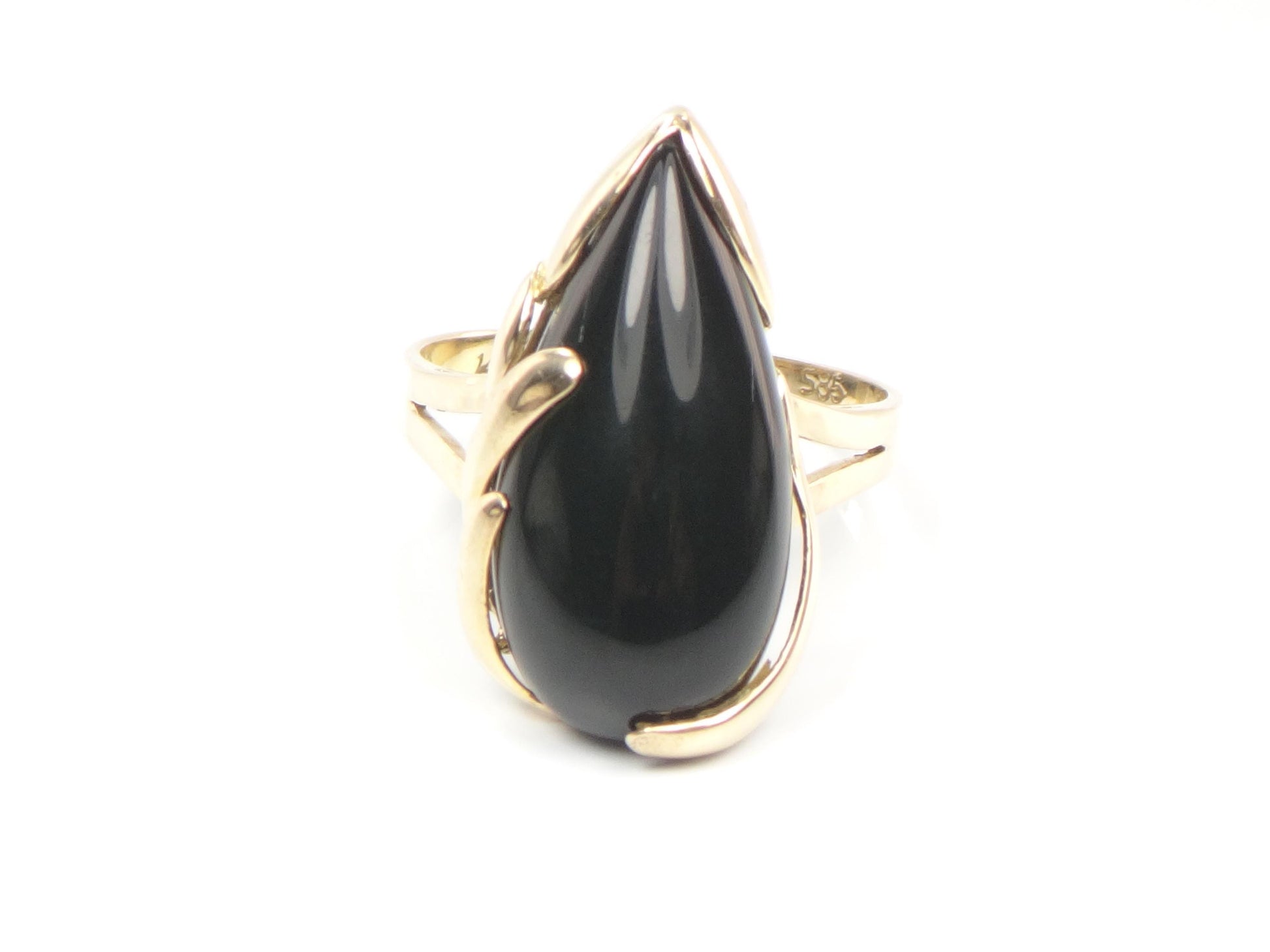 Vintage 14k Yellow Gold Black Onyx Ring, Size 6.75-BelmarJewelers