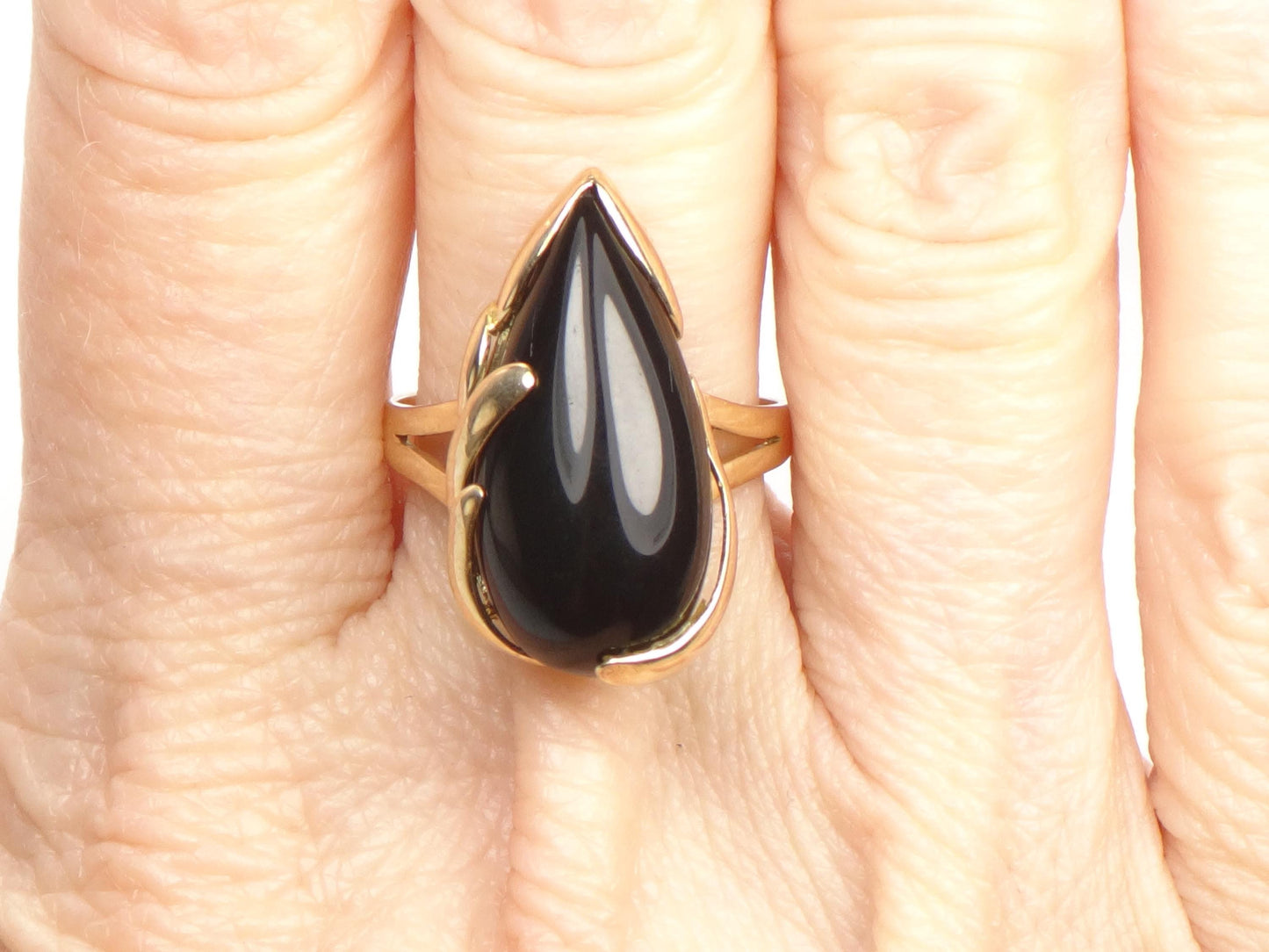 Vintage 14k Yellow Gold Black Onyx Ring, Size 6.75-BelmarJewelers