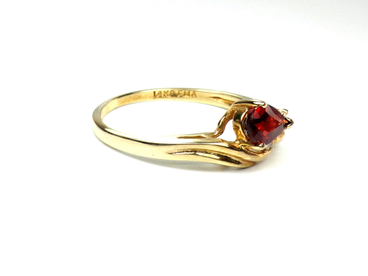 Vintage 14k Yellow Gold Pear Cut Garnet and Diamond Ring - Size 6-BelmarJewelers