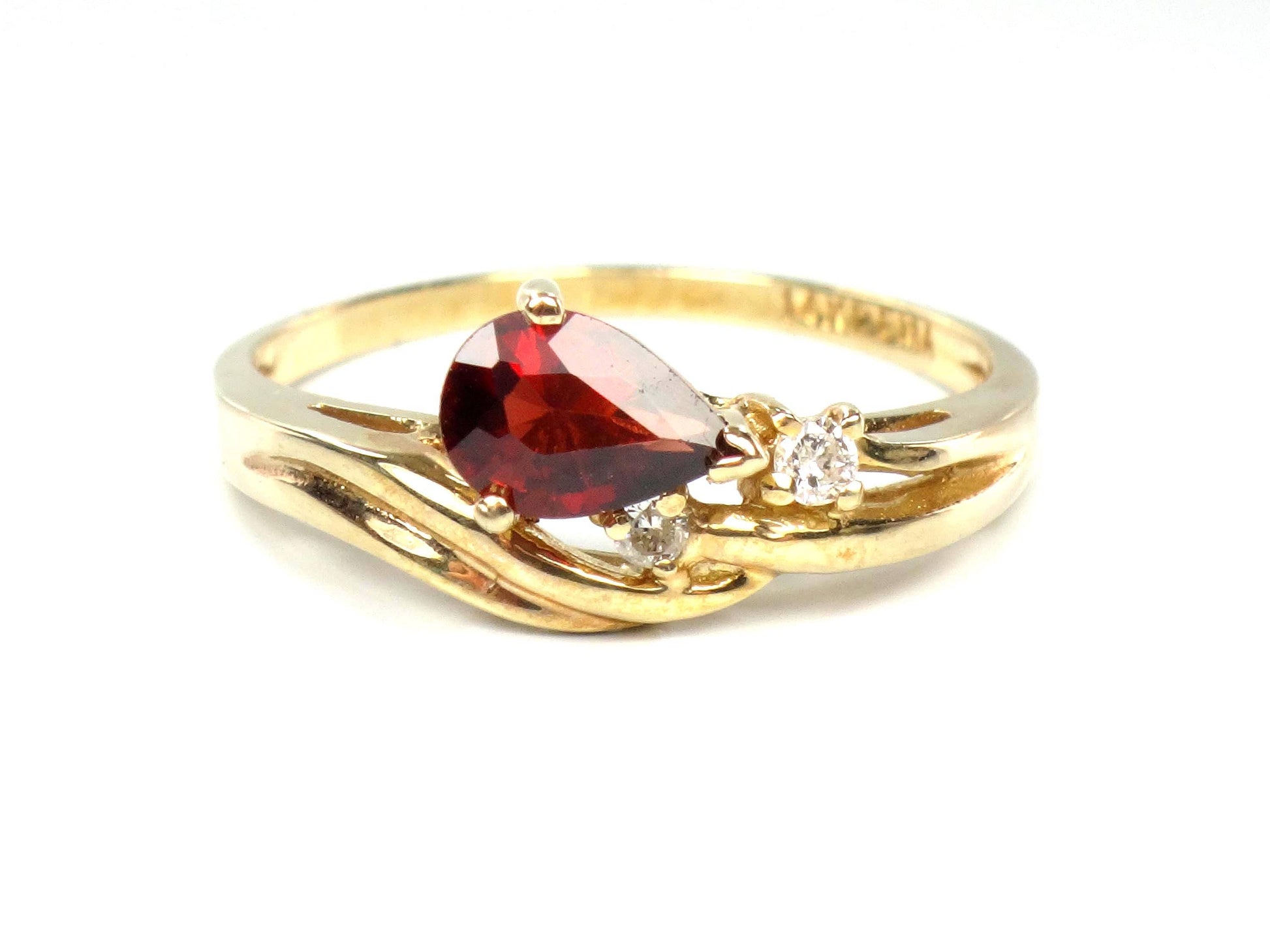 Vintage 14k Yellow Gold Pear Cut Garnet and Diamond Ring - Size 6-BelmarJewelers
