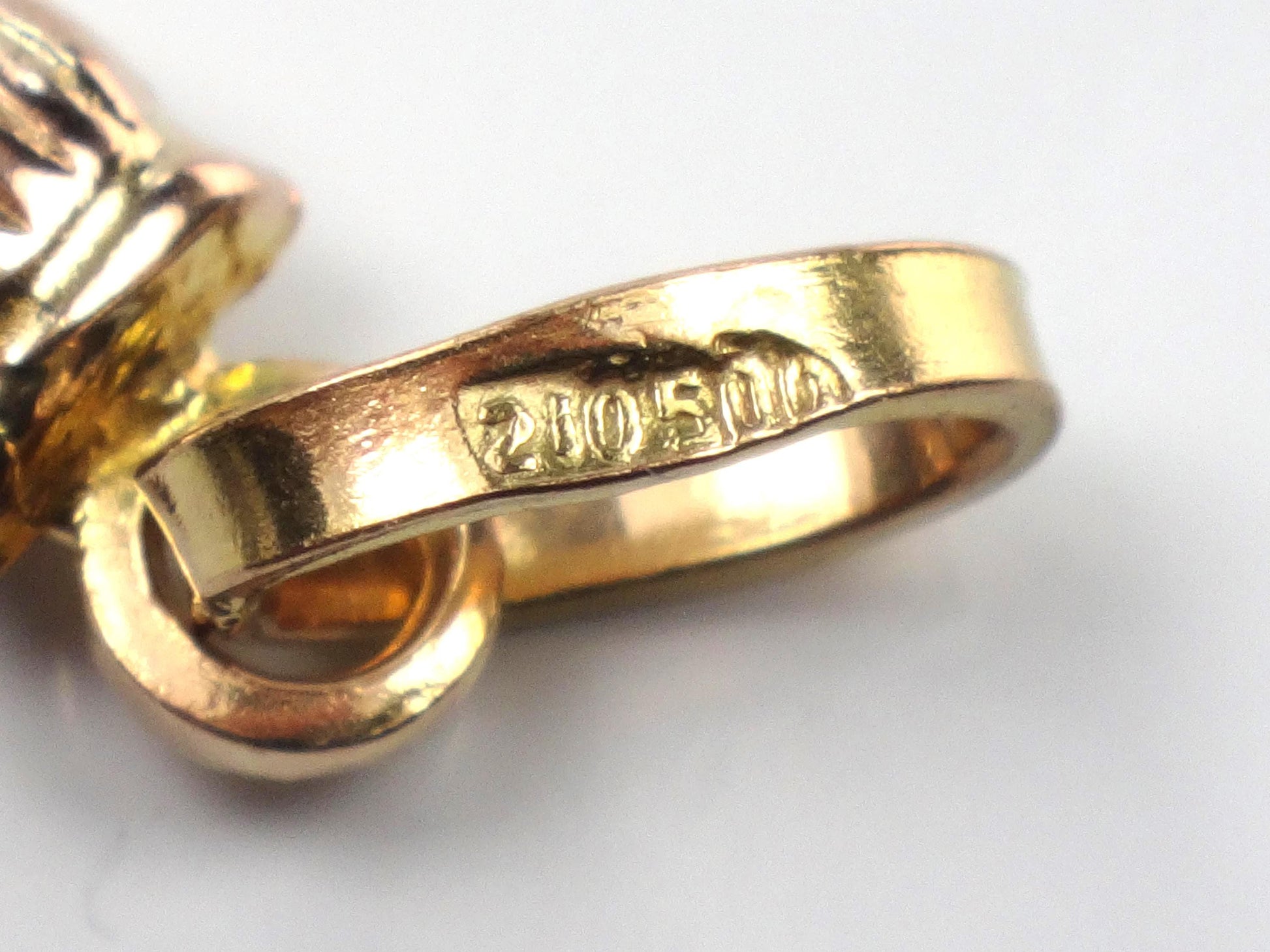Vintage Yellow Gold Italian Hand Charm, Good Luck Pendant-BelmarJewelers