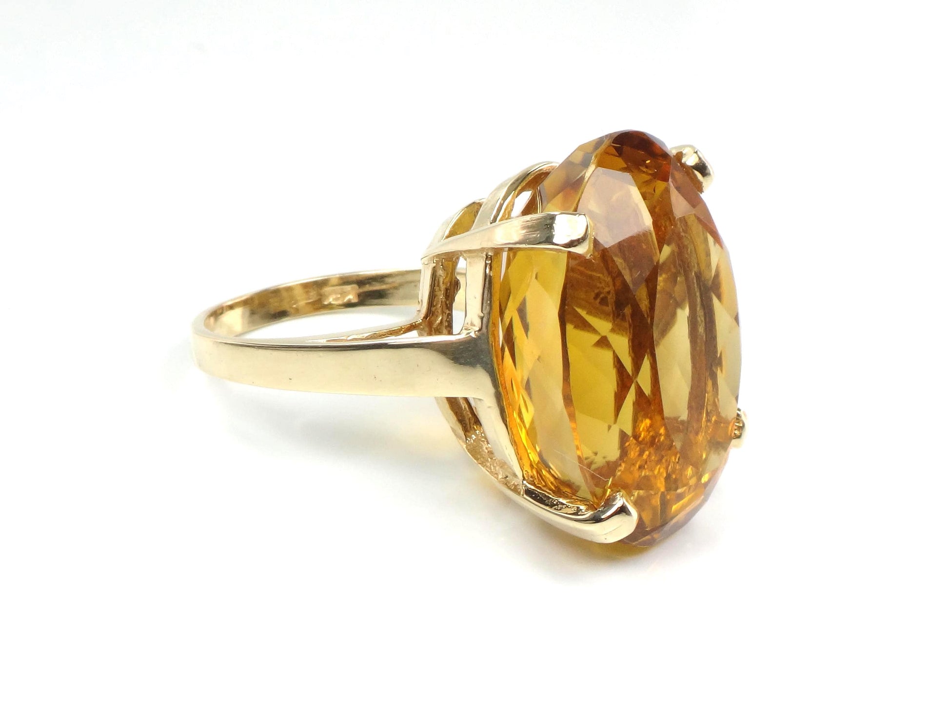 Vintage 14k Yellow Gold Oval Cut Citrine Cocktail Ring: November Birthstone, Size 6-BelmarJewelers
