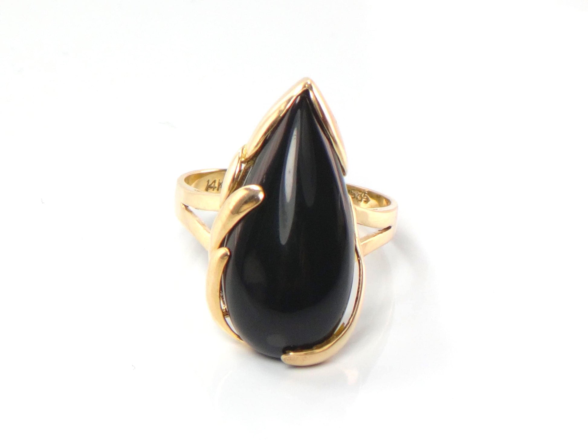 Vintage 14k Yellow Gold Black Onyx Ring, Size 6.75-BelmarJewelers