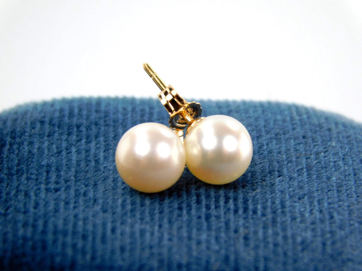 Vintage 14k Yellow Gold Pearl Stud Earrings: Bridal Jewelry, 6.75 MM-BelmarJewelers