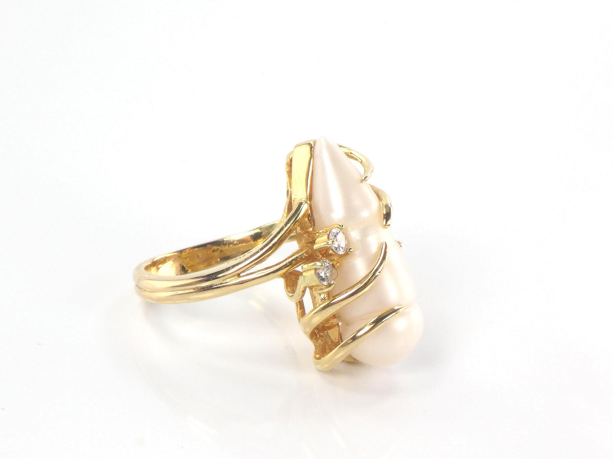 Vintage 18k Yellow Gold Baroque Pearl Diamond Ring, Size 6-BelmarJewelers