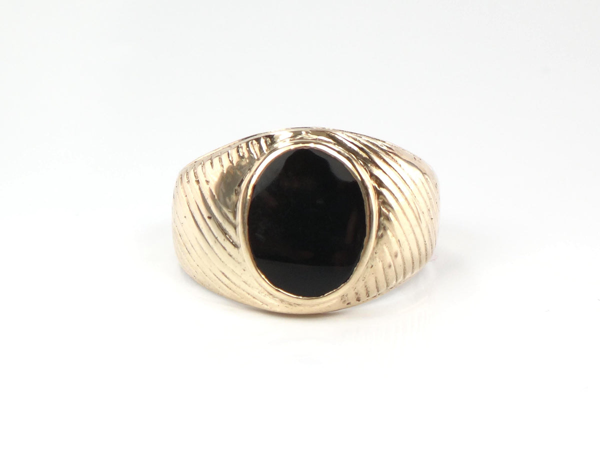 Vintage Solid 10k Yellow Gold Onyx Ring: 1960s, Bezel Set Black Stone, Size 5-BelmarJewelers