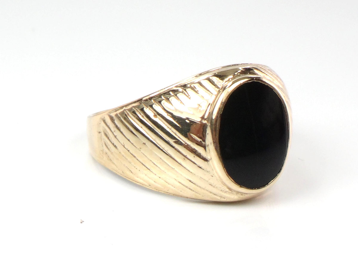 Vintage Solid 10k Yellow Gold Onyx Ring: 1960s, Bezel Set Black Stone, Size 5-BelmarJewelers