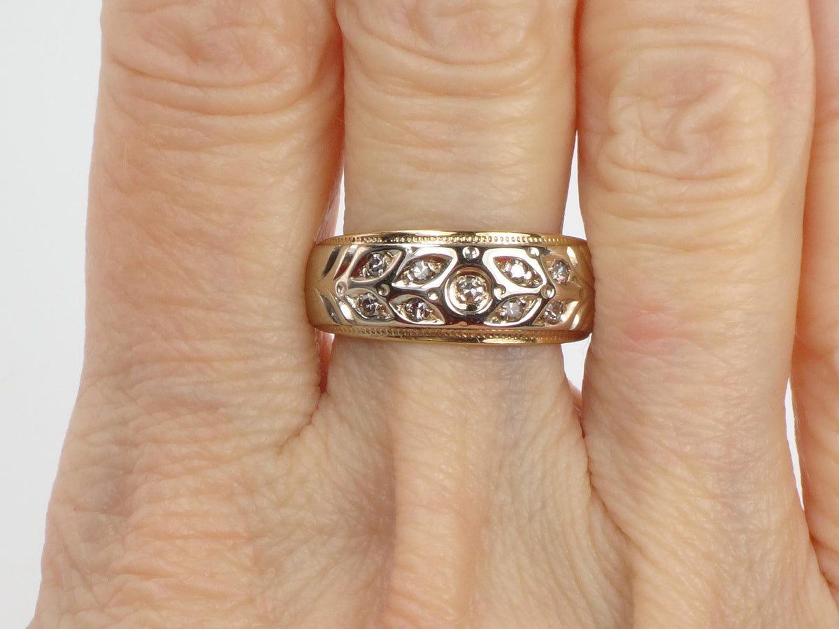 Vintage 14k Two Tone Gold Diamond Wedding Band, Size 7-BelmarJewelers