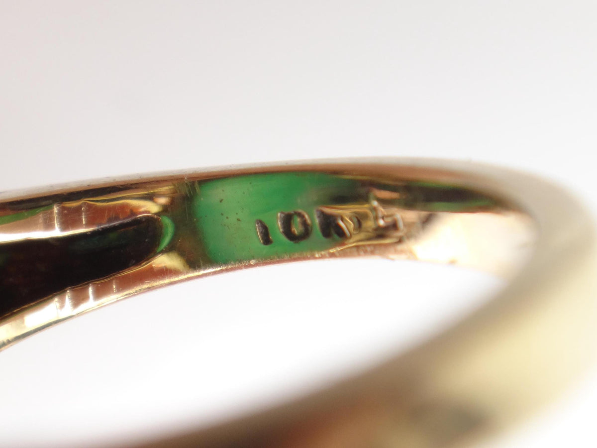 Vintage 10k Yellow Gold Oval Green Chrysoprase Ring, Size 5-BelmarJewelers