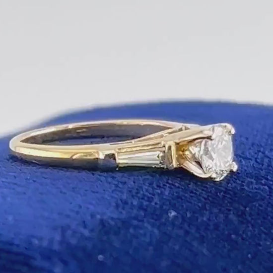 Vintage 18k Yellow Gold Diamond Engagement Ring: Round Brilliant & Baguettes